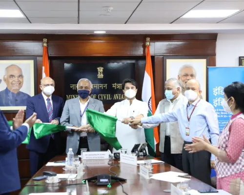 Album cover for ग्वालियर से इंदौर, ग्वालियर से दिल्ली, दिल्ली से ग्वालियर, इंदौर से ग्वालियर और इंदौर से दुबई, दुबई से इंदौर के लिए उड़ानों का उद्घाटन