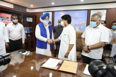 Sh Jyotiraditya Scindia takes charge as Minister of Civil Aviation 3