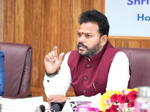 Secretary Civil Aviation Sh. V. Vualnam, DGCA DG Sh. Faiz Ahmed, BCAS DG Sh. Rajesh Nirwan and other senior officials were present at the occasion. Secretary Civil Aviation Sh. V. Vualnam, DGCA DG Sh. Faiz Ahmed, BCAS DG Sh. Rajesh Nirwan and other senior officials were present at the occasion.