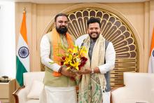 चर्चा बिहार में चल रही और आगामी विमानन परियोजनाओं पर केंद्रित थी।